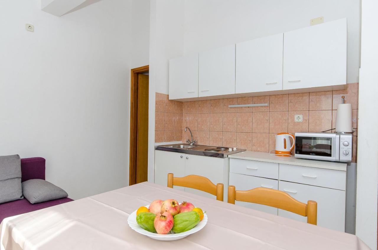 Apartments Zoran Drvenik  Exterior foto